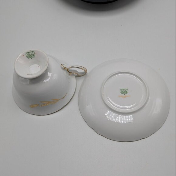 Shelley Golden Harvest 13685 Bone China Gainsborough Shape Tea Cup Saucer Set - Picture 6 of 16